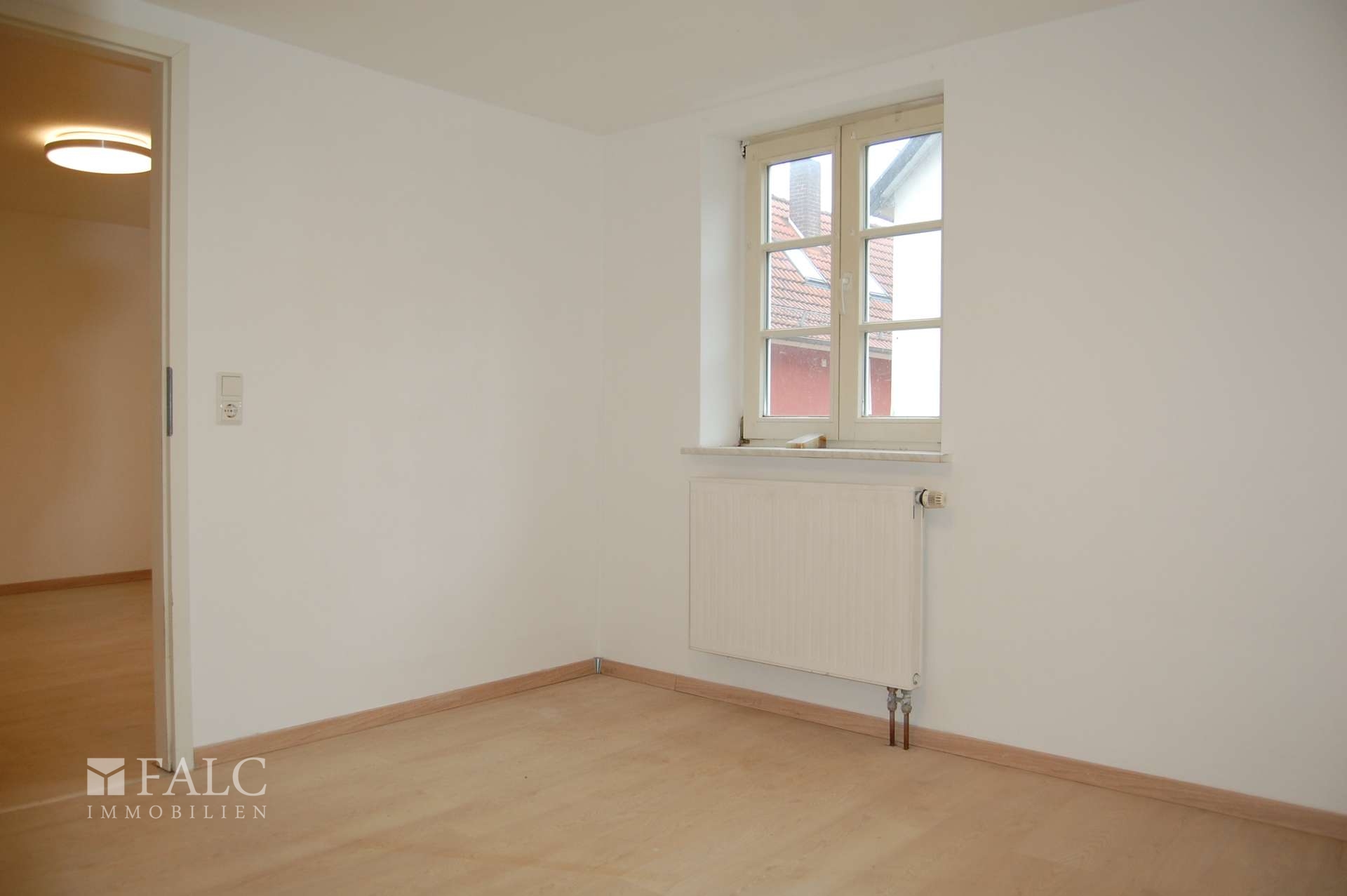 Schlafzimmer_Richtiung Wohnzimmer